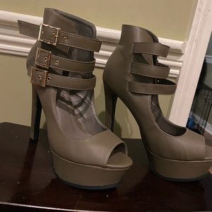 Olive platform heels
